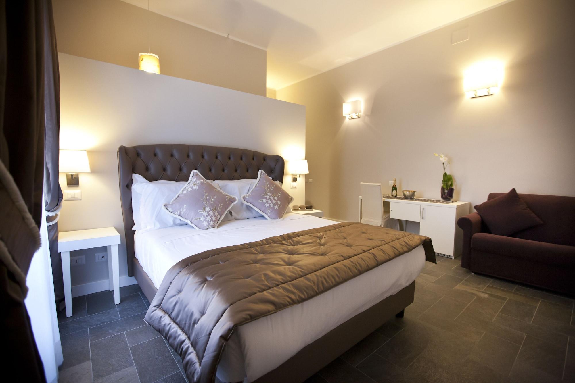 Chic & Town Luxury Couette-café 2*